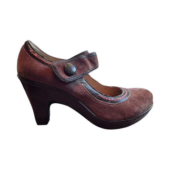 J 41 by KANEKA Brown Suede Mary Jane Heels Womens 8.5M Comfortable Design - Picture 8 of 12